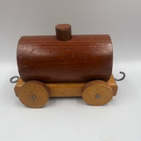 Vintage Handcrafted Wooden Toy Train pull toy  with 5 Linkable Cars hardwoods - Picture 5 of 12